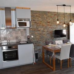 Appartement cosy avec balcon et parking à Montgenèvre - FR-1-266-150