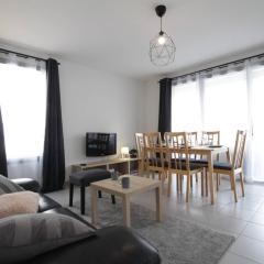 Appartement lumineux 4P/8 pers, 2 terrasses, parking privé, cœur de Briançon - FR-1-330C-119