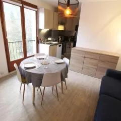 T2 à Luchon avec Parking, Wifi et Animaux admis - FR-1-313-207