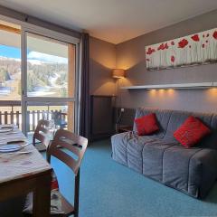 Studio cosy proche pistes, 4 personnes, parking, wifi, animaux permis - FR-1-525-234