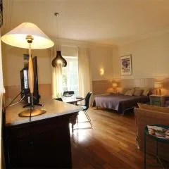 Studio au centre avec ascenseur et animaux admis - FR-1-313-163