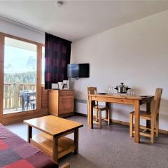 Studio cabine 2 pers, sud, balcon, à 100m télésiège, ski locker - FR-1-525-196