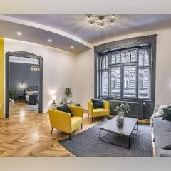 Spacious Luxury 2BR Apt in Downtown Budapest - Ora