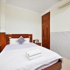 An Binh 2 hotel near Dam Sen Park