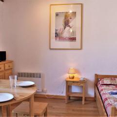 Studio cosy pour 4 à Risoul 1850, au pied des pistes, balcon ouest, 2 étoiles - FR-1-330-174