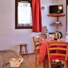 Appartement cosy avec 5 couchages, centre de station Risoul 1850, proche remontées et commerces - FR-1-330-162