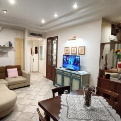 In Rome in an elegant apartment for 4 people, Deluxe with Jacuzzi