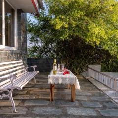 StayVista at Meraki Homestay - 2BR Pet Friendly Villa in Dharamshala