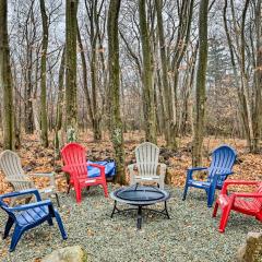 Charming Tobyhanna Home with Fire Pit and Lake Access!