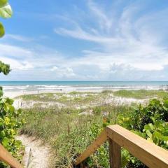 Quiet Vista Del Mar 2 Bedroom Condo Beachfront Property