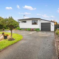 Roseville - Snells Beach Holiday Home