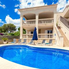 Immaculate Mallorca Villa Las Olas 3 Bedrooms Ideal for Families Couples Alcudia