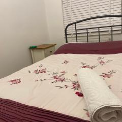 London Rooms with Free Parking 134