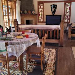 MonteVerdeMG, Vista para Montanha ,fácil acesso, térrea, Pets