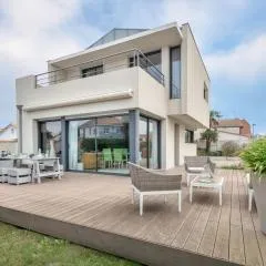 Maison d’Architecte Face Mer à la Plaine sur Mer