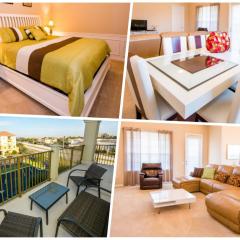 Lee's Vista Cay Condo