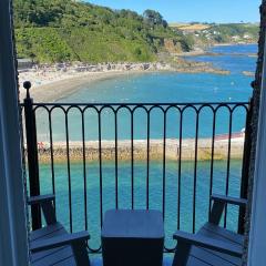 Renovated Coastal Apartment in West Looe