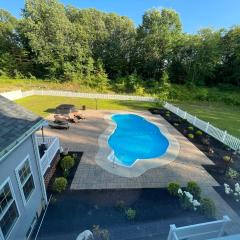 9 Bedroom Saratoga Retreat, Heated Pool, HotTub, Creek, Golf On 10 Acres By Track, Town, SPAC, Ski, Golf, Lake