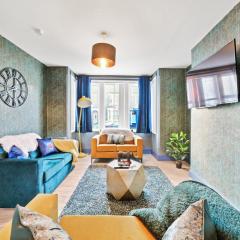 Central Luxury House with Fast Wifi