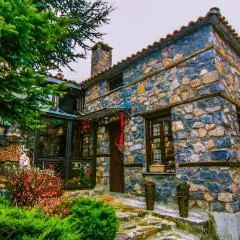 Charming 3-storey Loft with fireplace
