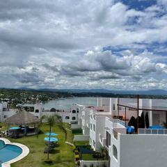 Casa en Tequesquitengo con acceso al lago