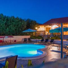 Villa Green Oasis