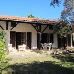 SEIGNOSSE Villa LA FERME pour 8 personnes à 500m des plages