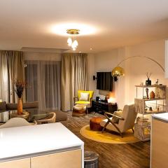 Exquisite cozy house, close to Train Station and amenities