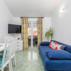 1 Bedroom Awesome Apartment In Pula
