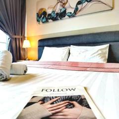 Almas Suites Cozy Muji Netflix 100mbps By STAY