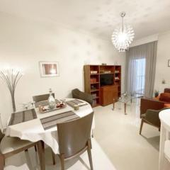 Crimson Suite: 1-bedroom apartment in Thessaloniki
