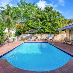 4 bd Near beach spacious solar heated pool waterfront home