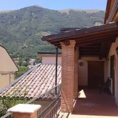 Country-House vista montagna