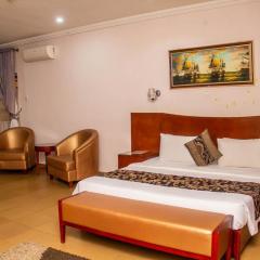 Conference Hotel & Suites Ijebu