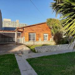 LOS ABUELOS Casa a 50 metros del mar