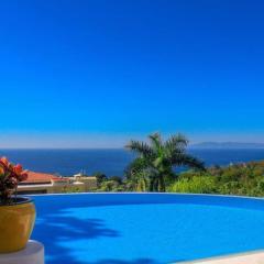 Villa Mozzafiato Private Resort with Full Staff and Heated Pool