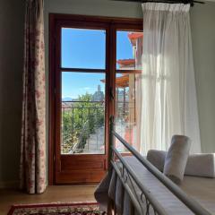 Mountain Home / Center Arachova