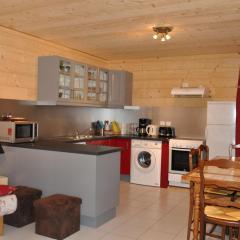 Appartement en chalet avec Multi Pass à 3€/jour, rez-de-chaussée, parking, proche Portes du Soleil - FR-1-692-56