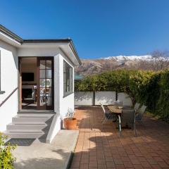 Townside Treat - Wanaka Holiday Home