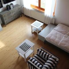 Apartament Wysoki Pl. Św. Ambrożego 8