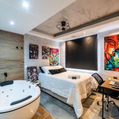 AA212 Studio sofisticado Na Bela Vista com Jacuzzi