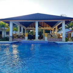 Villa Carolina By Hospedify Hermosa villa con piscina, mesa de billar, cancha de baloncesto y BBQ