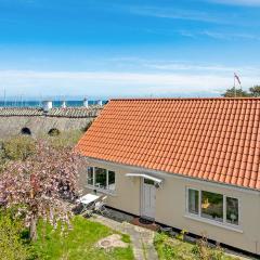 Nice Home In Gilleleje With Kitchen