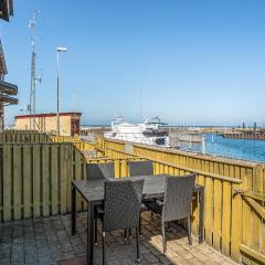 2 Bedroom Awesome Home In Glesborg