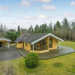 Awesome Home In Hals With Kitchen