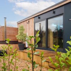 The Reef - Unique Cabin in Millport