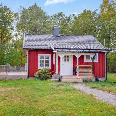 Awesome Home In Lckeby With Kitchen