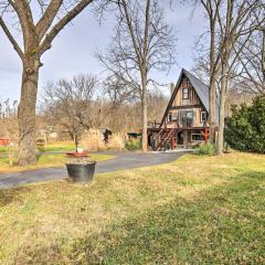 Peaceful Mt Sterling Cabin Deck and Fire Pit!