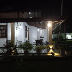 Airport Dulux Green Villa