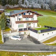 Modern and cozy holiday apartment in Bramberg am Wildkogel